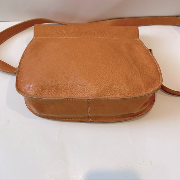 Il Bisonte Genuine Leather crossbody over shoulder handbag - Picture 13 of 13